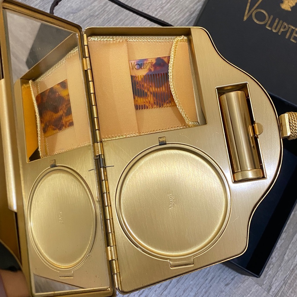 VOLUPTE • RARE COLLECTORS ITEM FROM THE 1940’s • Vintage Makeup clutch - Picture 6 of 9